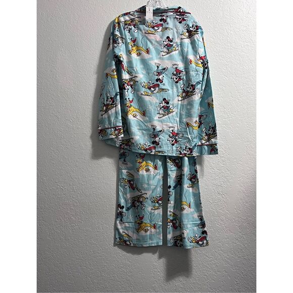 Disney 100 Mickey Mouse & Friends Matching Family 2pc Pajama skiing M Holiday - Picture 6 of 6
